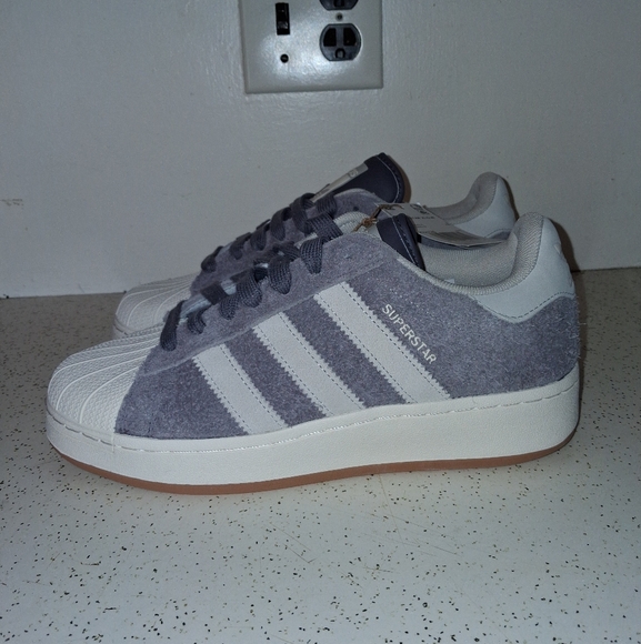 PRICE IS FIRM!!! WOMENS 9.5 - ADIDAS W SUPERSTAR XLG , SUEDE. - Picture 1 of 9